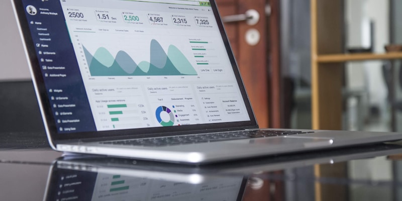 站点前沿现代科技感仪表盘界面展示